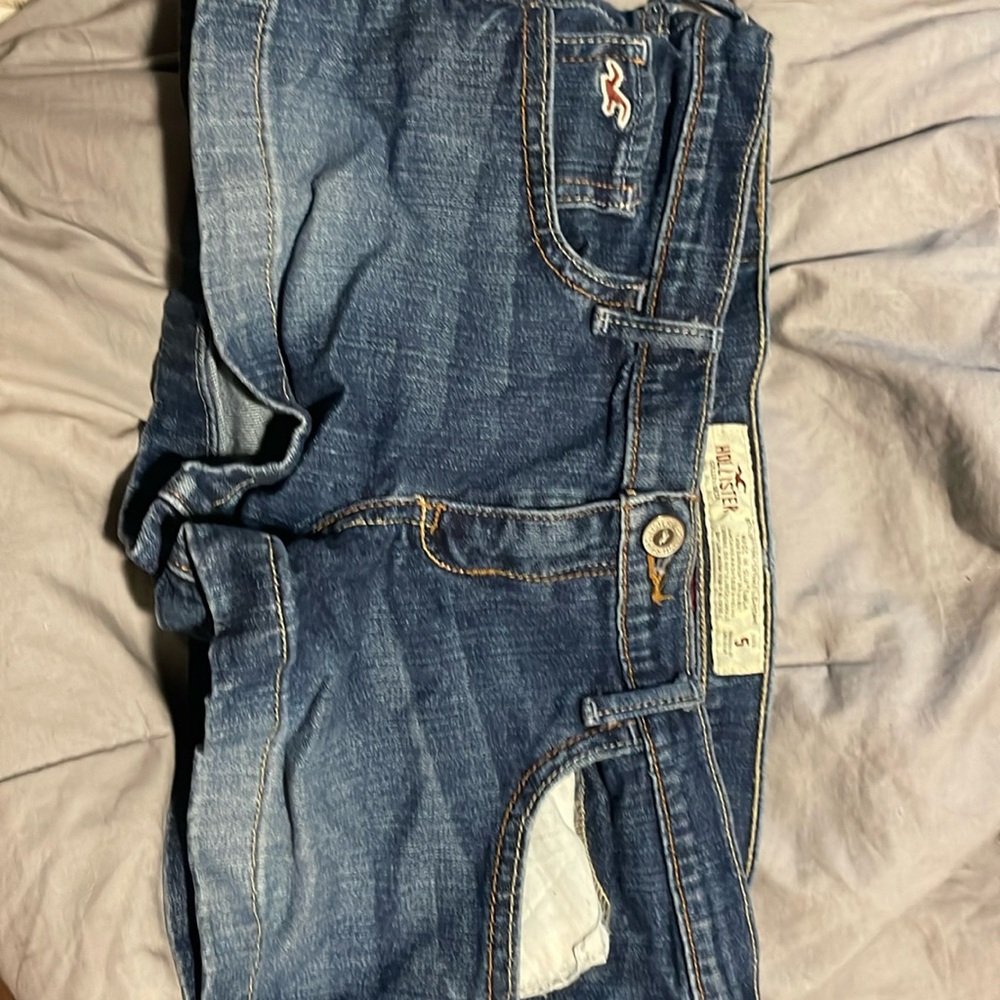 HOLLISTER DENIM SHORTS
